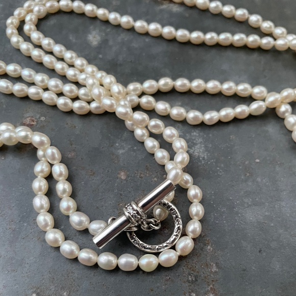 Vintage Slane & Slane Pearl 48" Necklace w/ diamond-encrusted toggle clasp - Picture 2 of 5